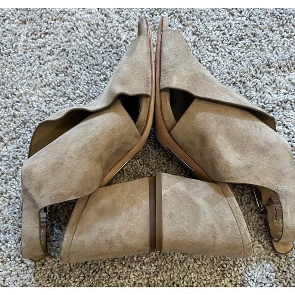 Lafayette 148 Covell Sandals Sz 6.5 Neutral Beige Suede Leather Slingback Heels - Picture 5 of 13